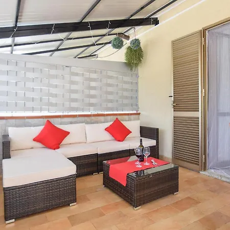 2 Bedroom Gorgeous Apartment In Perdifumo Apartamento *